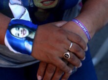 La mató, acusó a su hermanastro de diez años y se fugó