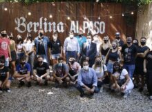 Jóvenes que consiguieron su primer empleo se reunieron con Moreira y Luaces