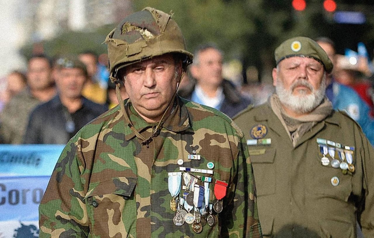 «En Malvinas tuvimos tres enemigos: los ingleses, el frío y nuestros comandantes»